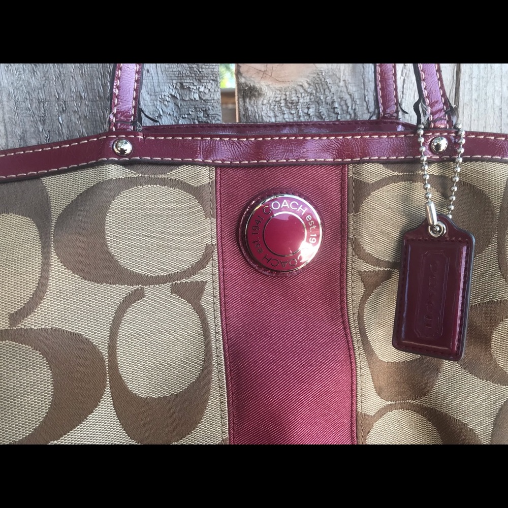 Coach Bag - Picture 5 of 8